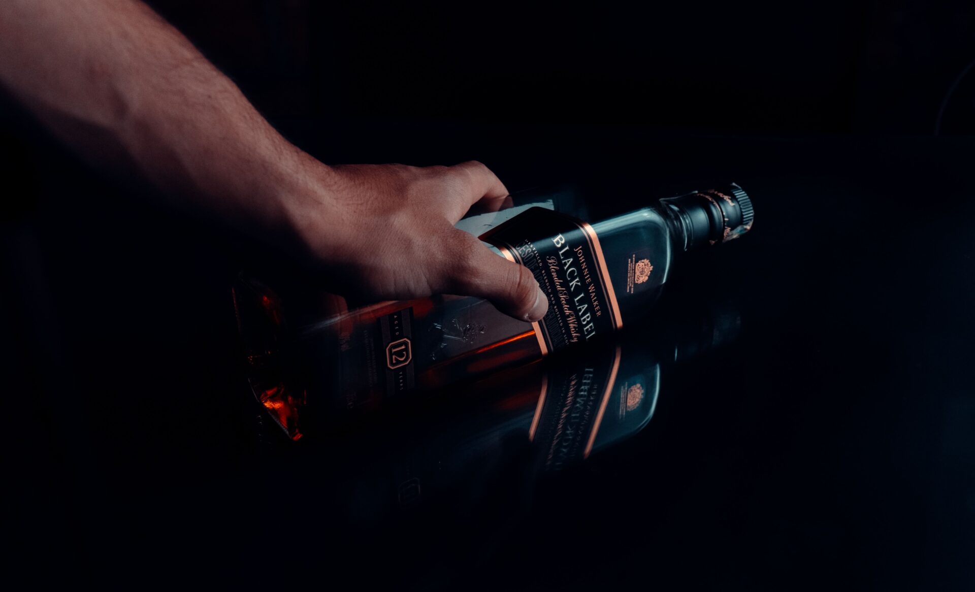 Izsledki majhne klinične raziskave kažejo, da lahko nizki odmerki semaglutida ublažijo potrebo po alkoholu pri prekomernih uživalcih.